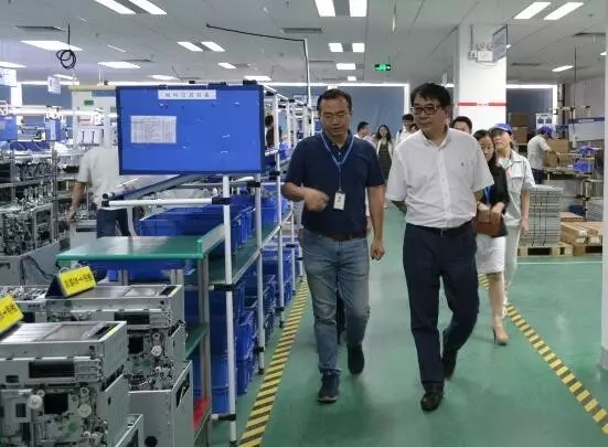立足用戶體驗、便捷人們生活、提升服務品質、保障用戶安全……此次交流，不僅肯定了雙方深度合作的過往和當下，同時也規劃了雙方未來的合作空間，相信通過這樣的交流與探討，將進一步助力建設銀行與御銀的持續共贏。